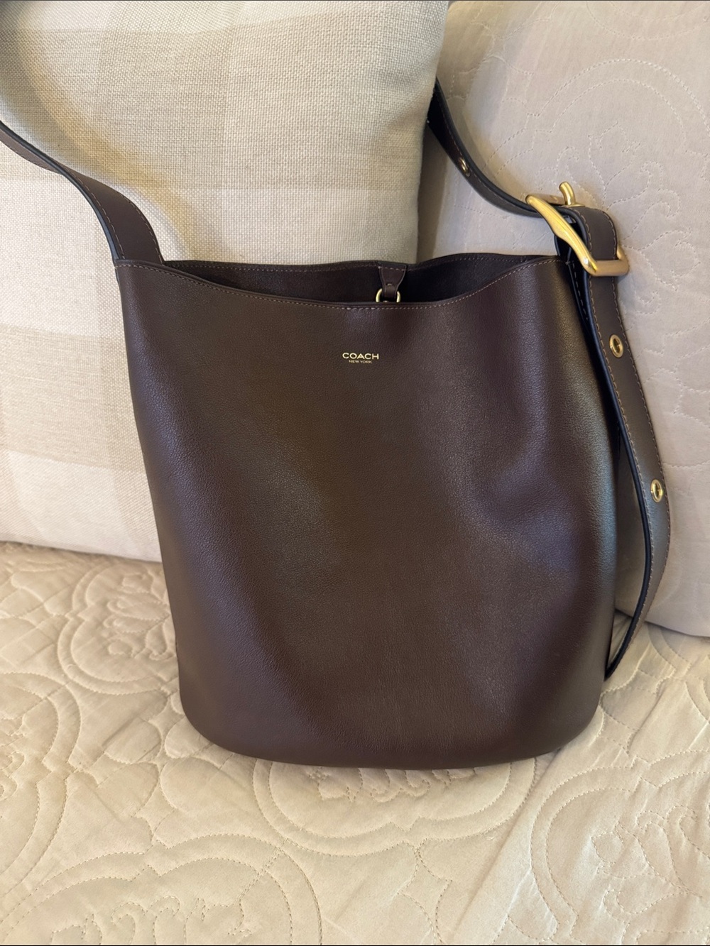 Coach Bleeker Brown Leather Bucket Shoulder Bag with Gold Hardware